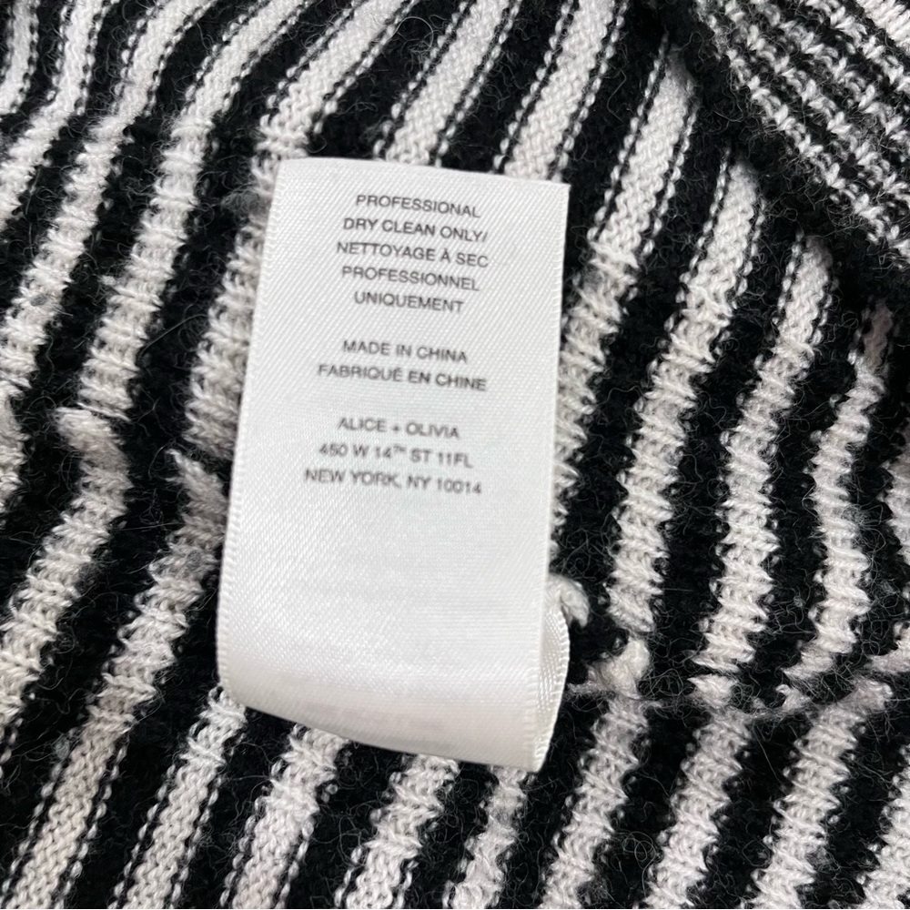 Sold - Picture 7 of 9